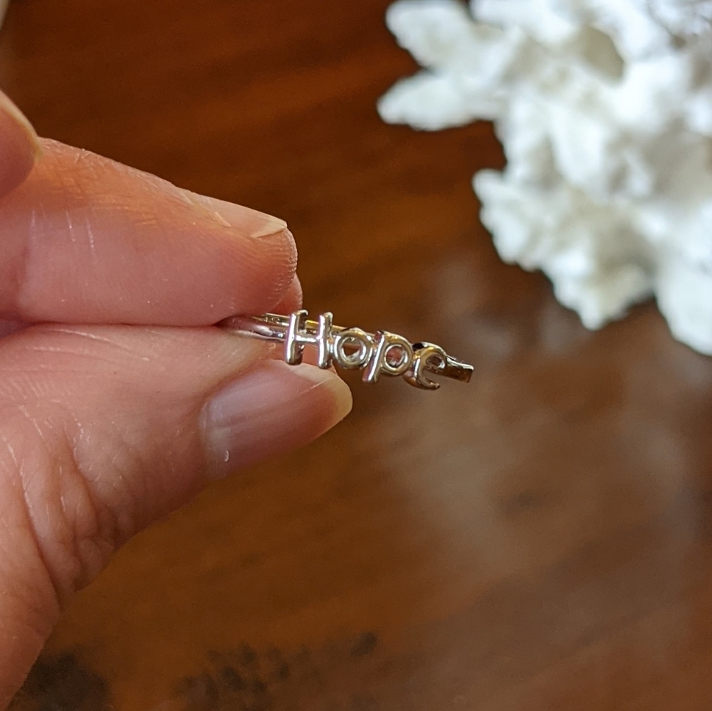 Sterling silver "Hope" ring - Picture 3 of 10
